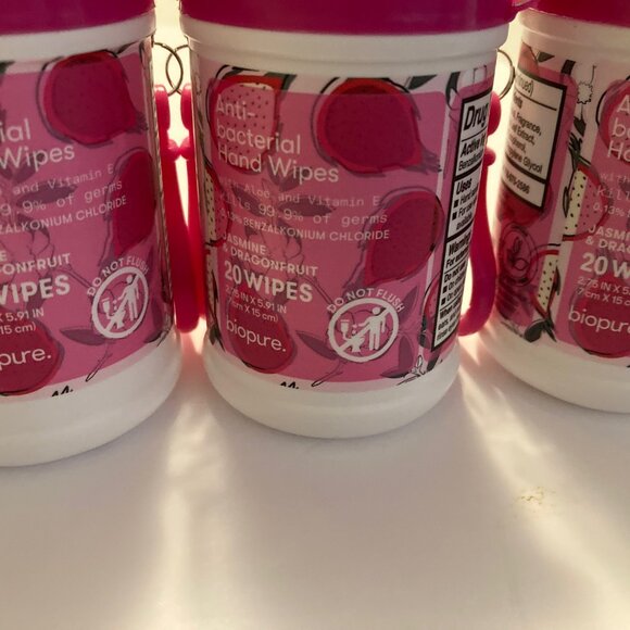 3 Biopure Antibacterial Travel Size Hand Wipes Keychain Jasmine & Dragonfruit - Picture 2 of 4